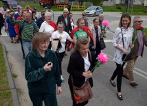 Podobnie jak w ubiegłym roku, uczestnicy przejdą w barwnym korowodzie z kościoła do Zespołu Szkół Powiatowych w Opocznie, gdzie odbędzie się spotkanie integracyjne.