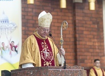 Były prefekt Kongregacji Nauki Wiary przewodniczył Eucharystii i wygłosił do zebranych księży słowo Boże.