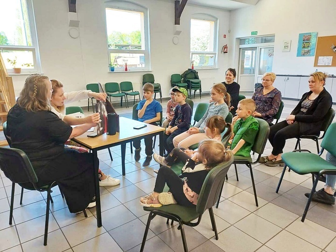 Jak przyciągnąć do biblioteki?