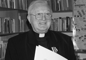 Zmarł bp pomocniczy senior Janusz Zimniak 