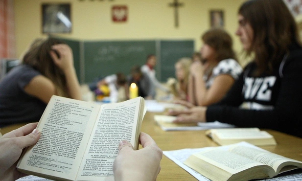 Dyrektorzy Wydziałów Katechetycznych: stanowczy sprzeciw wobec działań MEN ws. lekcji religii