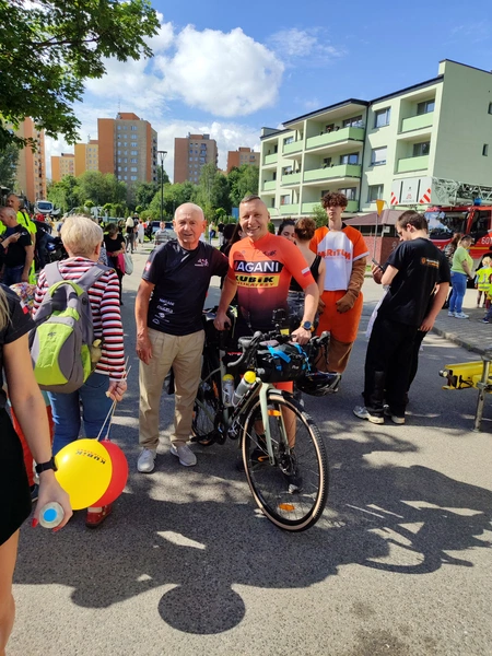 Start IV sezonu akcji "Ja jadę - Ty pomagasz" z Siemianowic do Oslo
