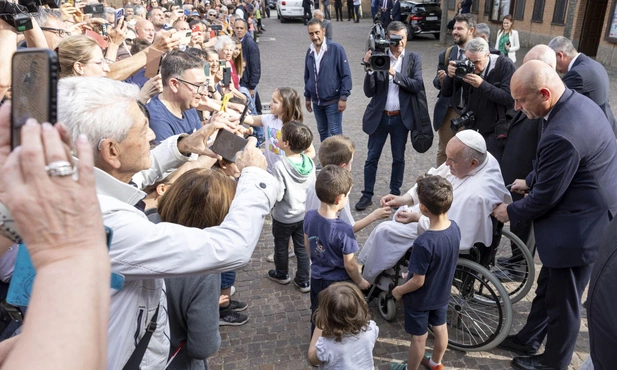 Papież do dzieci ze Szkoły Modlitwy: Zaryzykujcie życie dla wzniosłych ideałów