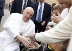 Papież do niewierzących: nikt was nie potępia, ale wyruszcie w drogę