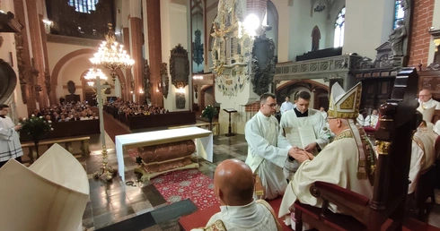 Legnica. Święcenia prezbiteratu