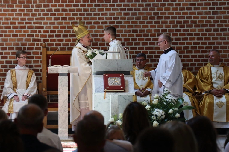 Święcenia kapłańskie u michalitów