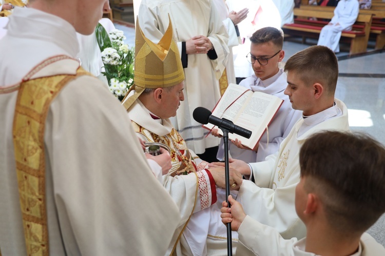 Święcenia kapłańskie u michalitów