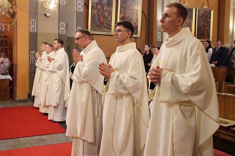 Od soboty 25 maja mamy sześciu nowych kapłanów