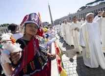 Franciszek do dzieci: wierzymy w Boga Ojca, Syna i Ducha Świętego