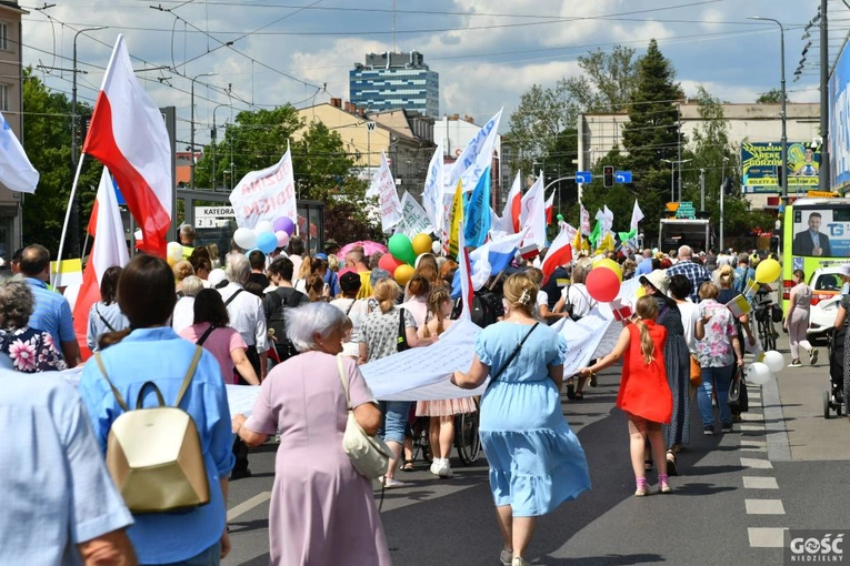 Marsz dla Życia i Rodziny przeszedł ulicami Gorzowa Wlkp.