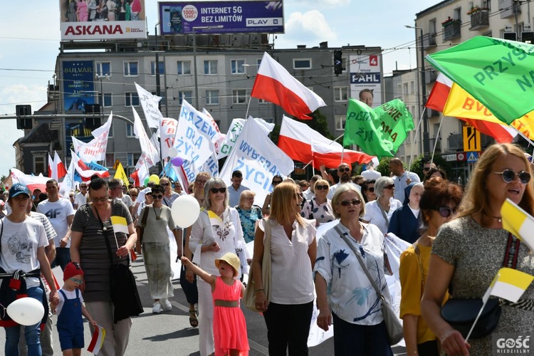 Marsz dla Życia i Rodziny przeszedł ulicami Gorzowa Wlkp.