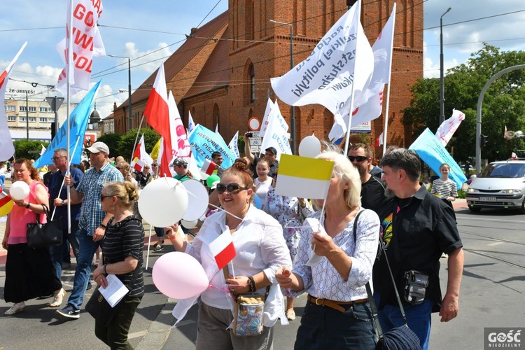 Marsz dla Życia i Rodziny przeszedł ulicami Gorzowa Wlkp.