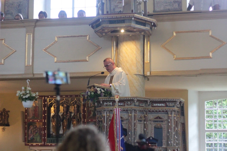 Neoprezbiter z Rząsin