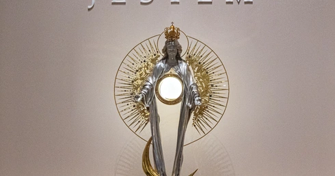 Maryja, która stała się monstrancją