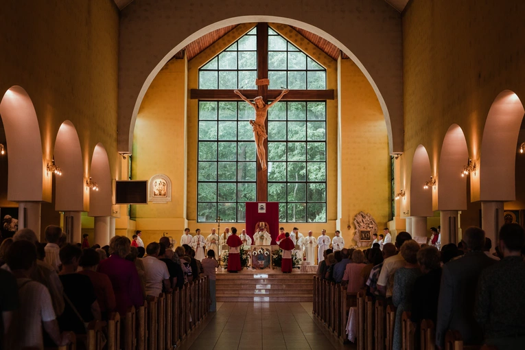 Uroczystości odpustowe w gdyńskiej parafii pw. Trójcy Świętej