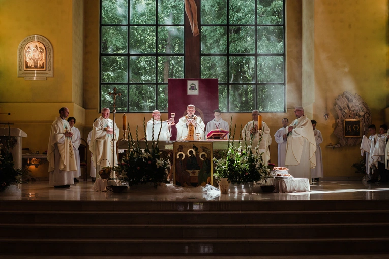 Uroczystości odpustowe w gdyńskiej parafii pw. Trójcy Świętej