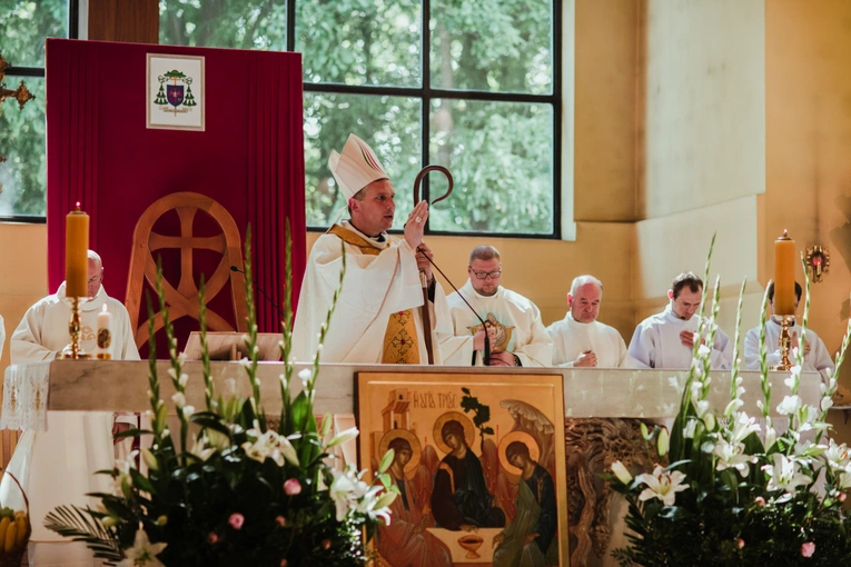 Uroczystości odpustowe w gdyńskiej parafii pw. Trójcy Świętej