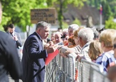 Premier Słowacji Robert Fico  chwilę przed zamachem 