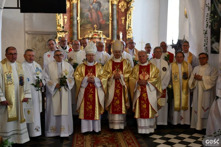 U św. Jakuba dziękowali za 40 lat kapłaństwa