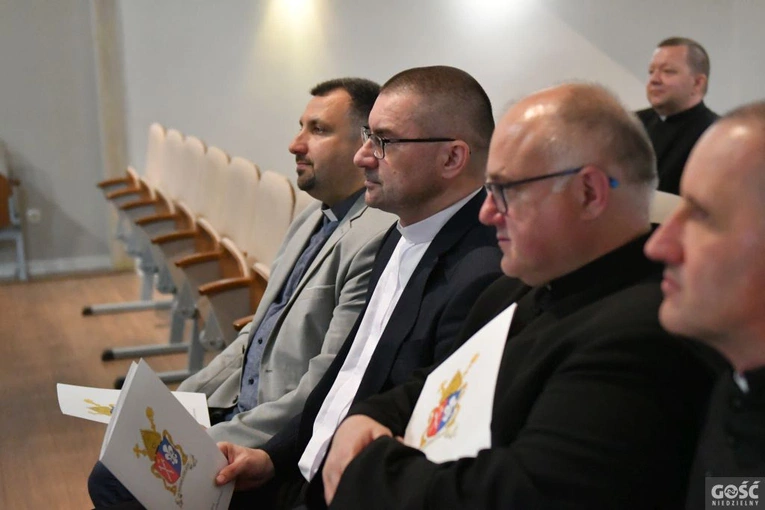 Dekrety dla proboszczów i administratorów 