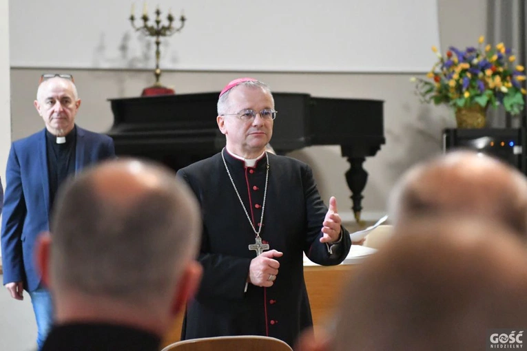 Dekrety dla proboszczów i administratorów 