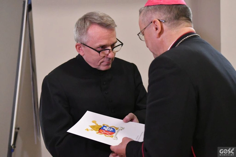 Dekrety dla proboszczów i administratorów 