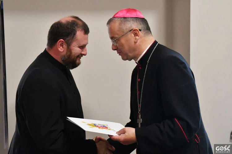 Zmiany kapłańskie wśród wikariuszy
