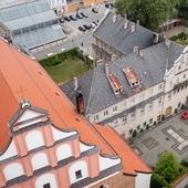 Są pieniądze na remont dachu klasztoru franciszkanów w Opolu
