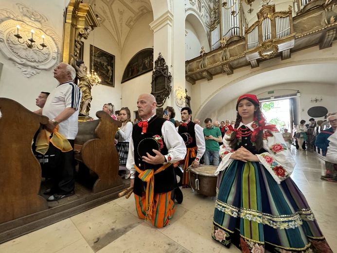 Boże Ciało w Łowiczu - Msza św.