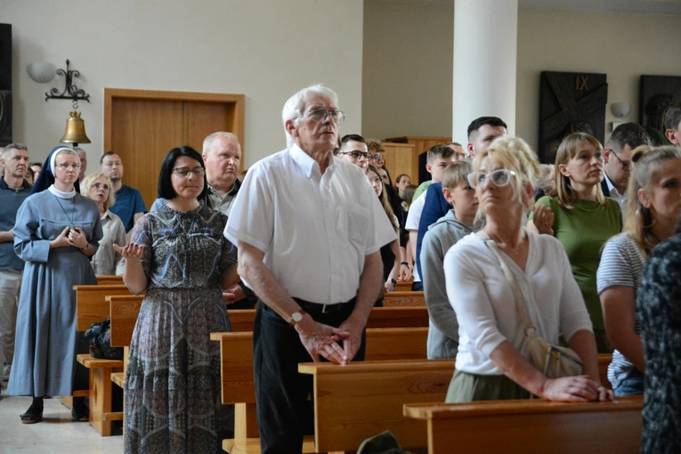 Uwielbienie w wieczór Bożego Ciała w Opolu