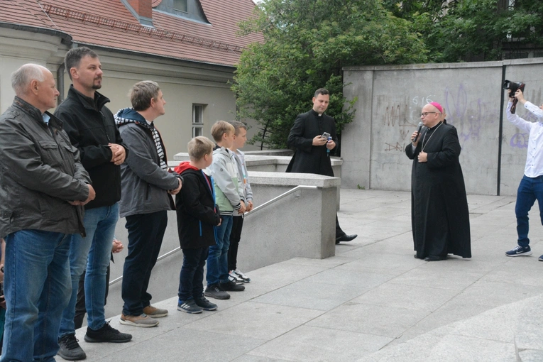 Męski Różaniec w Opolu