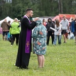 "Wracaj do domu!". Tysiące młodych ludzi na spotkaniu "Lednica 2000".