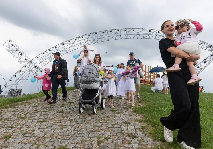 Kościół młodych na Polach Lednickich