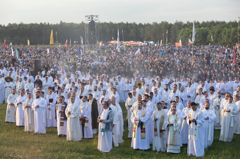 Kościół młodych na Polach Lednickich