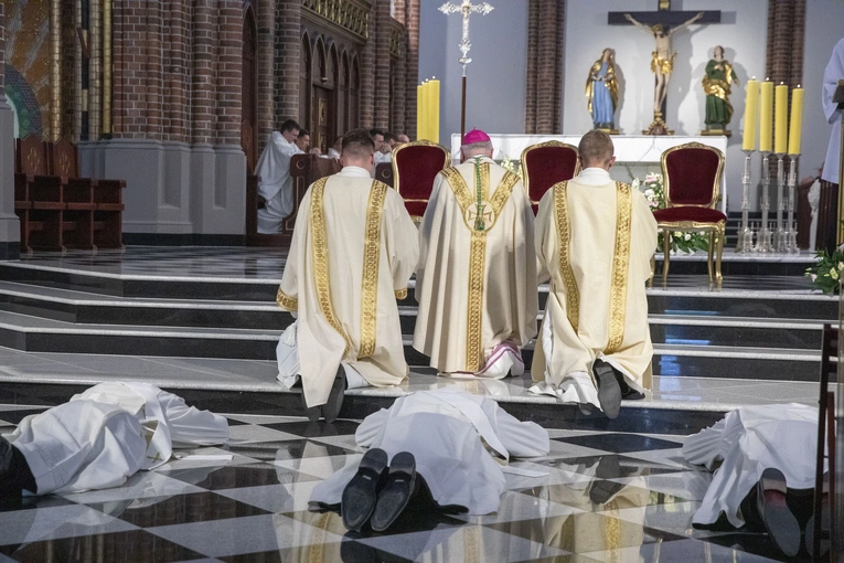 Nowi kapłani diecezji warszawsko-praskiej