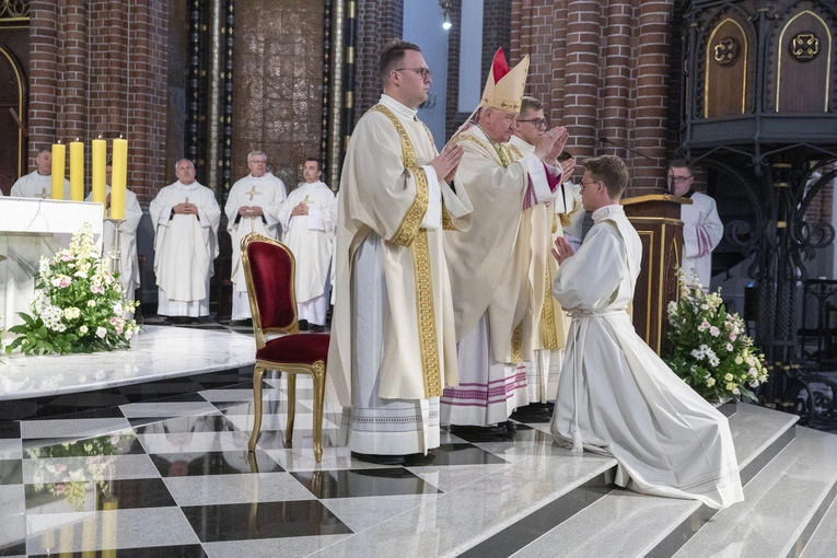 Nowi kapłani diecezji warszawsko-praskiej