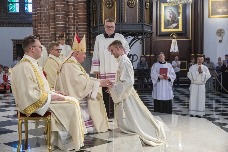 Nowi kapłani diecezji warszawsko-praskiej
