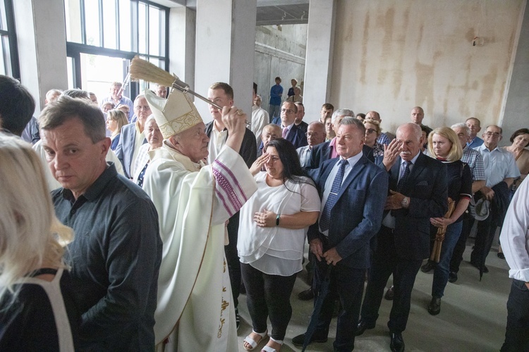 Kaplica w parafii bł. Stefana Wyszyńskiego w Szeligach