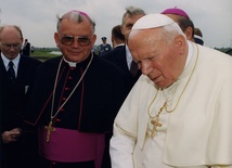Wspólnie chcemy jszcze raz przeżyć wizytę św. Jana Pawła II w Łowiczu.