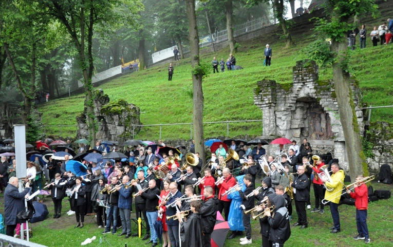 Pielgrzymka Mniejszości Narodowych i Etnicznych na Górę Świętej Anny