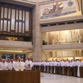 W sanktuarium św. Jana Pawła II odbyła się pielgrzymka nadzwyczajnych szafarzy Komunii św.