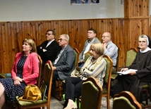 Konserwatorzy z całej Polski w Rokitnie