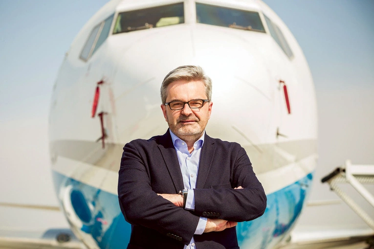 Prezes Górnośląskiego Towarzystwa Lotniczego, zarządcy Portu Lotniczego im. Wojciecha Korfantego. Do kwietnia 2023 r. był prezesem Związku Regionalnych Portów Lotniczych.