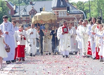 – Prośmy dzisiaj Chrystusa, by nasza wiara w Niego była dla świata przekonującym znakiem – mówił metropolita warmiński.