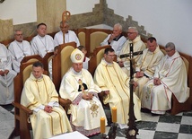 	Mszy św. przewodniczył ordynariusz radomski.