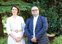 Monika Drążyk i ks. Mariusz Chamerski podkreślają, że propozycje MEN uderzają w prawa uczniów, rodziców i nauczycieli religii.