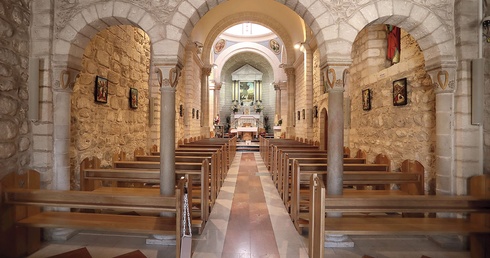 Kościół w Kanie Galilejskiej (Izrael), wybudowany w miejscu, gdzie według tradycji odbyło się biblijne wesele.