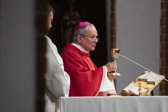 Msza św. inaugurująca wystawę o bł. Jerzym Popiełuszko