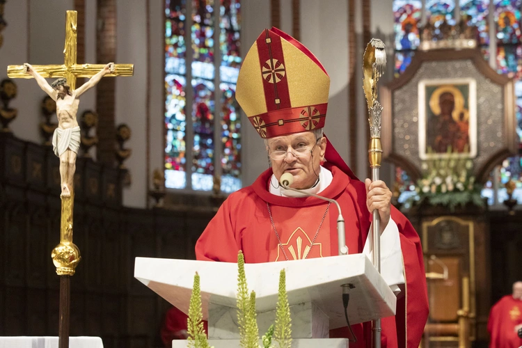 Msza św. inaugurująca wystawę o bł. Jerzym Popiełuszko