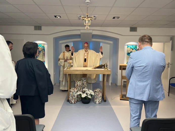 Górnośląskie Centrum Zdrowia Dziecka. Poświęcenie kaplicy Aniołów Stróżów